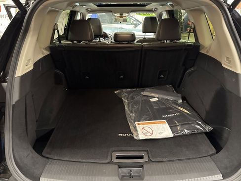 Certified 2023 Nissan Rogue SV w/ SV Premium B Package image 31