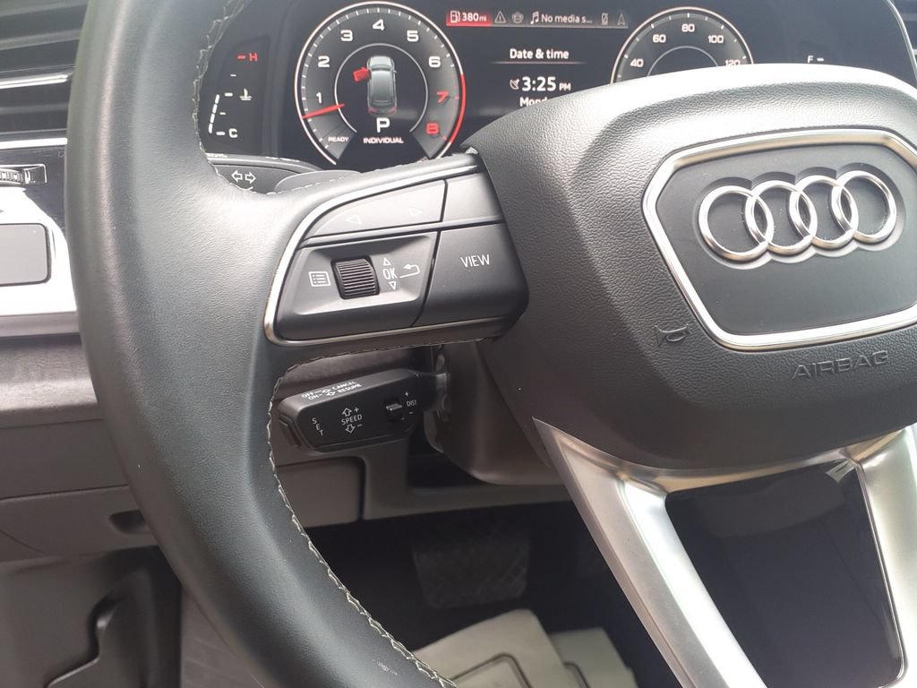 Used 2025 Audi Q7 3.0T Premium Plus AWD/4WD image 25