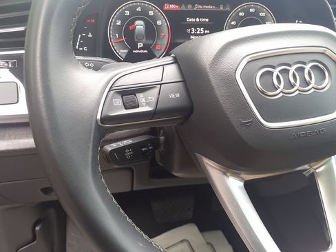 Used 2025 Audi Q7 3.0T Premium Plus AWD/4WD image 25