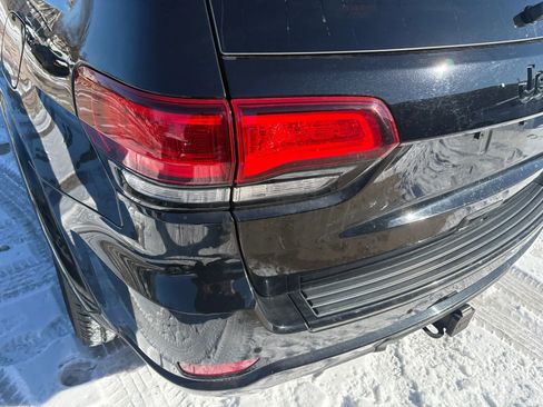 Used 2017 Jeep Grand Cherokee Altitude image 28