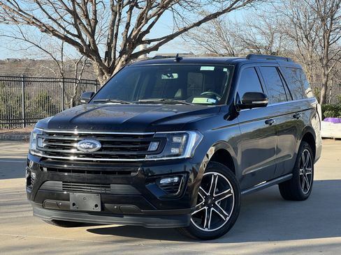 Used 2021 Ford Expedition Limited image 18
