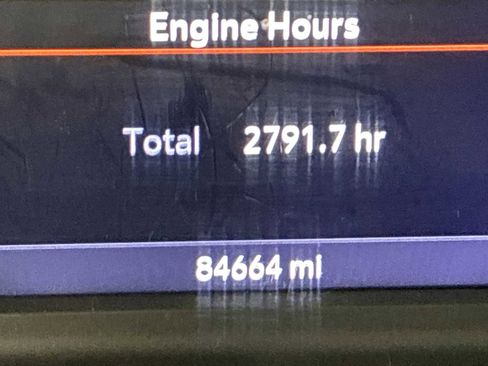 Used 2021 Chevrolet Silverado 1500 LT image 10