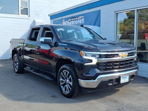 Used 2023 Chevrolet Silverado 1500 LT AWD/4WD image 1