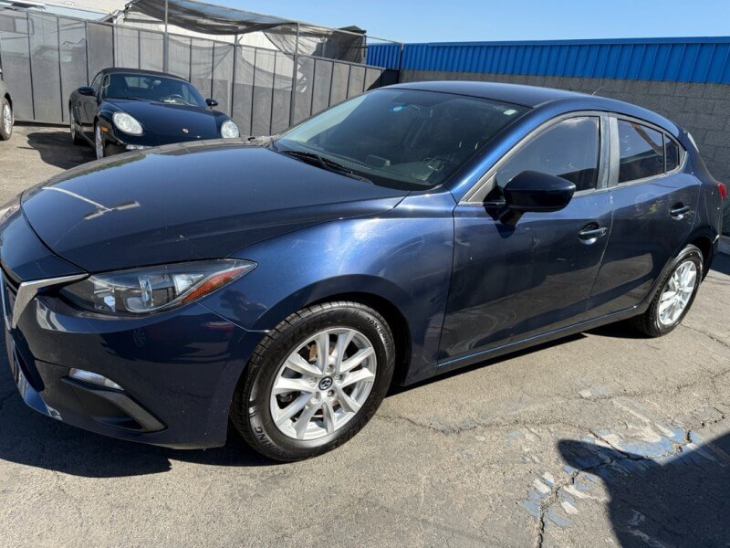 Used 2014 MAZDA MAZDA3 i Touring FWD image 1