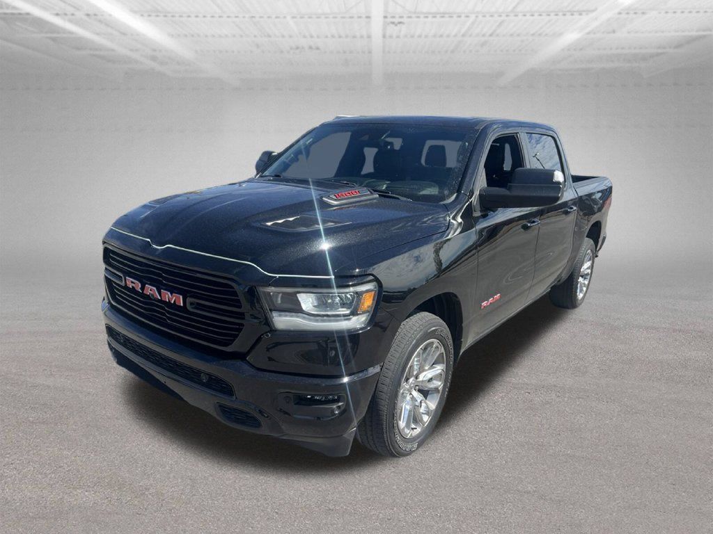 Used 2023 RAM 1500 Laramie AWD/4WD image 3
