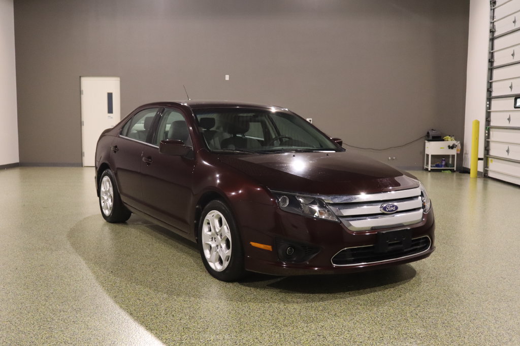 Used 2011 Ford Fusion SE w/ 201A Rapid Spec Order Code FWD image 1