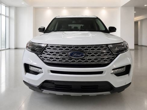 Used 2021 Ford Explorer Limited w/ Equipment Group 301A RWD image 7