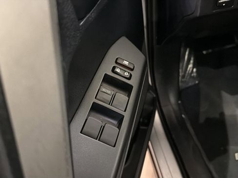 Used 2016 Toyota RAV4 LE image 19