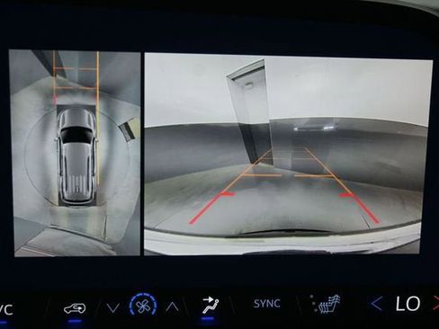 New 2026 Chevrolet Traverse LT FWD image 33