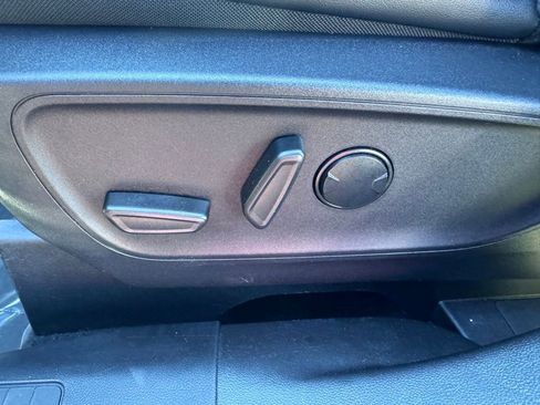 Used 2025 Ford Escape ST-Line Select image 19