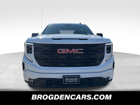 New 2026 GMC Sierra 1500 Elevation image 9