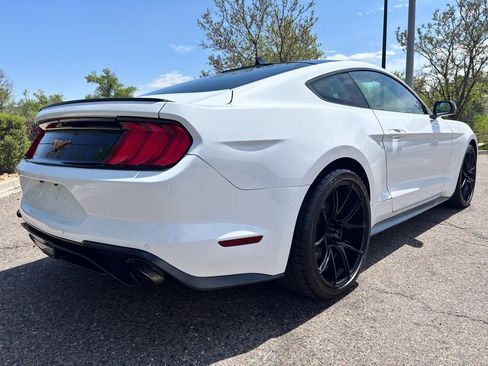 Used 2022 Ford Mustang Premium RWD image 4