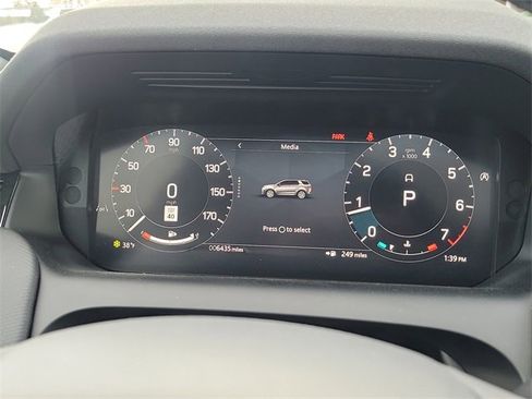 Used 2025 Land Rover Discovery Sport Dynamic SE image 25