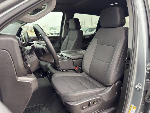 Used 2025 Chevrolet Silverado 1500 LT image 14