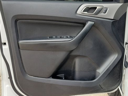 Used 2019 Ford Ranger XLT w/ Equipment Group 301A Mid AWD/4WD image 11
