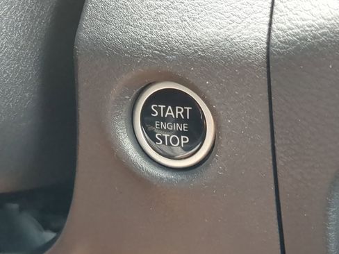 Used 2023 Nissan Frontier PRO-4X w/ Pro Convenience Package image 23