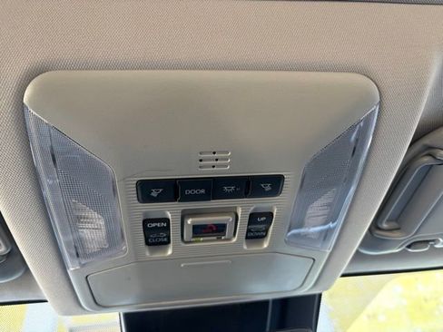 Used 2024 Toyota RAV4 XLE Premium image 18