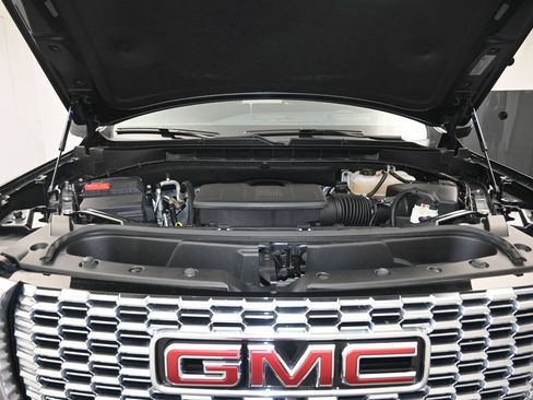 Used 2024 GMC Yukon Denali w/ Max Trailering Package AWD/4WD image 32
