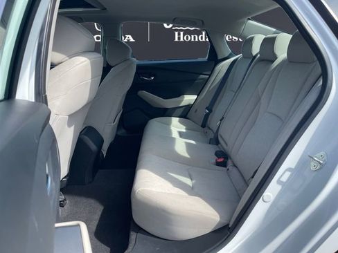 Used 2023 Honda Accord EX image 13