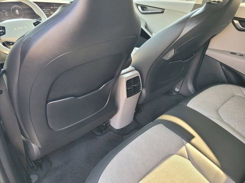 Used 2025 Kia Niro Wave w/ Wave Preserve Package image 12