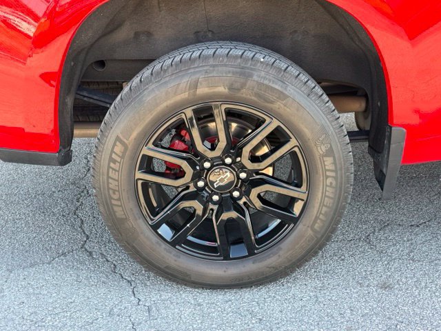 Used 2021 Chevrolet Silverado 1500 RST AWD/4WD image 15