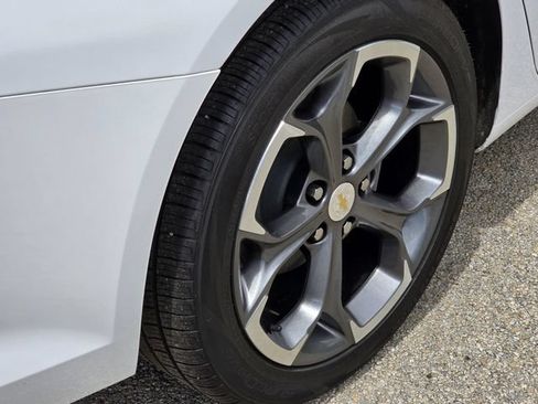 Used 2024 Chevrolet Malibu LT FWD image 9