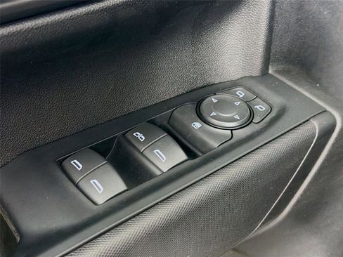 Used 2023 Chevrolet Silverado 1500 Custom AWD/4WD image 18