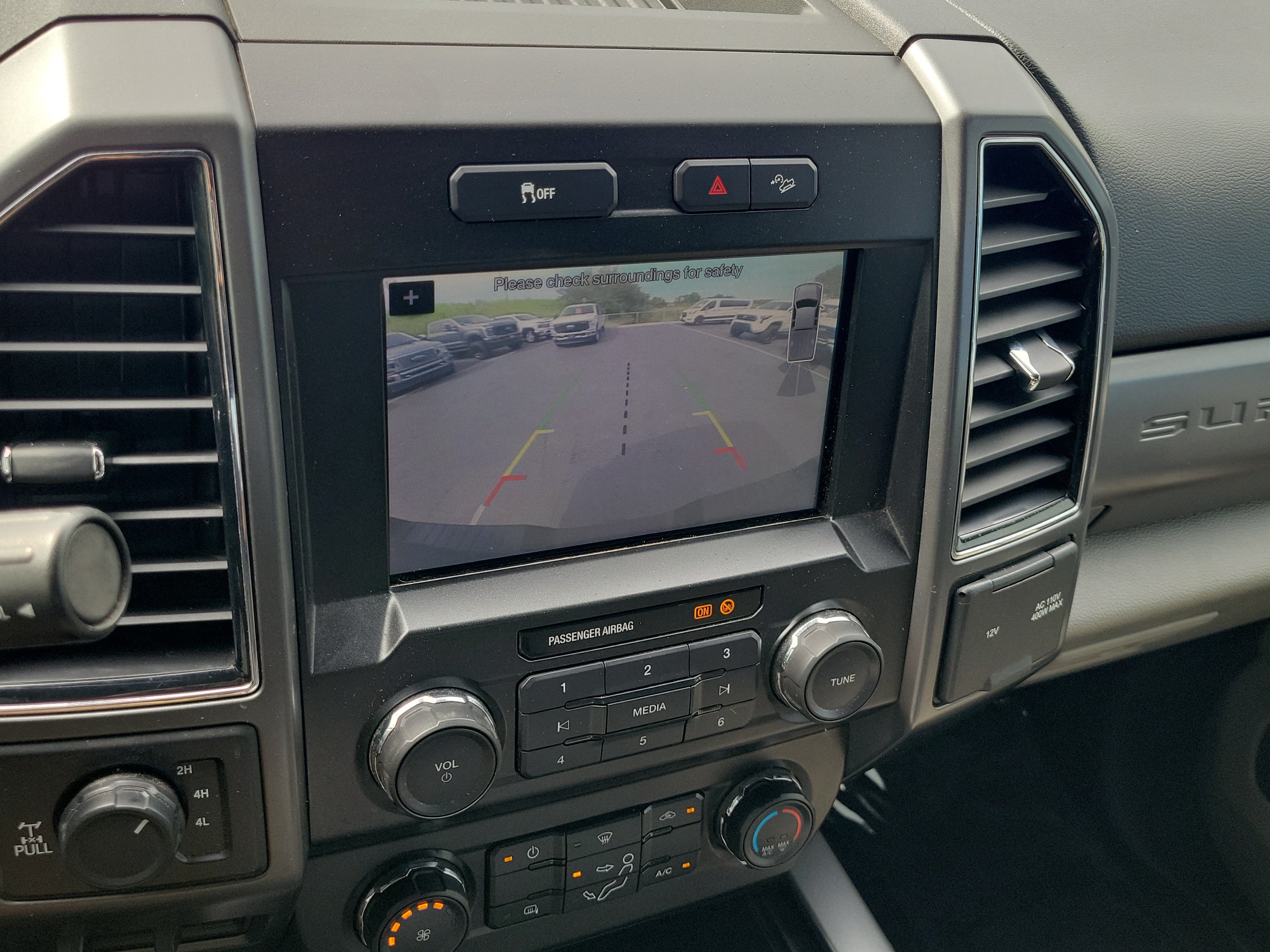 Used 2019 Ford F250 XLT w/ XLT Value Package AWD/4WD image 25