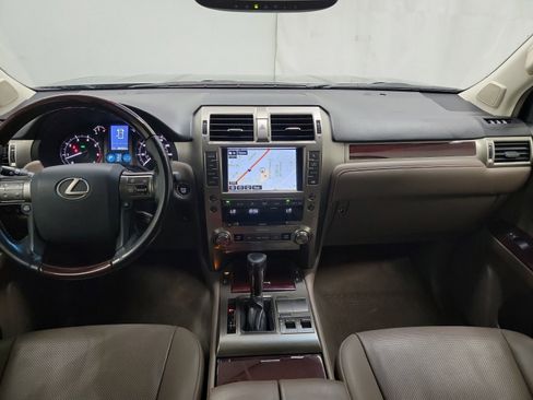 Used 2019 Lexus GX 460 image 15