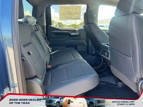New 2026 GMC Sierra 1500 Elevation w/ LPO, Elevation Black Package image 17
