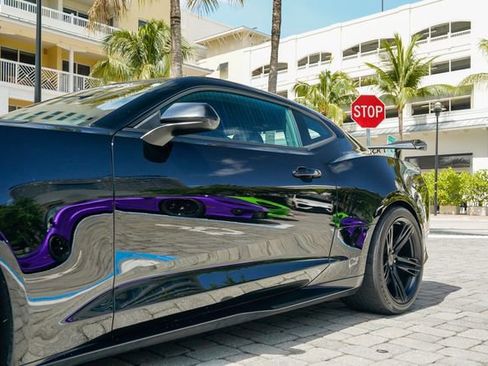 Used 2018 Chevrolet Camaro ZL1 RWD image 11