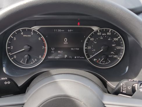 Used 2024 Nissan Rogue SV image 21