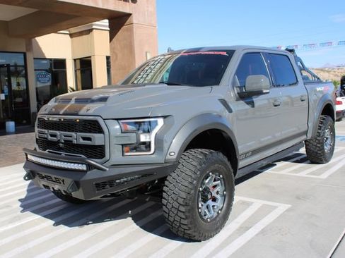 Used 2020 Ford F150 Raptor w/ Equipment Group 802A Luxury AWD/4WD image 3