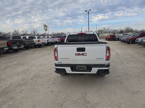 Used 2020 GMC Canyon Denali image 8