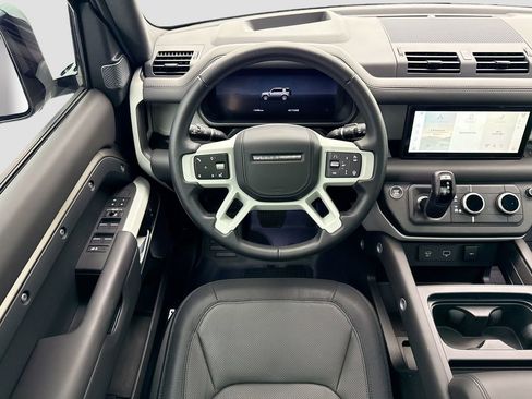 Used 2024 Land Rover Defender 110 X-Dynamic SE AWD/4WD image 10