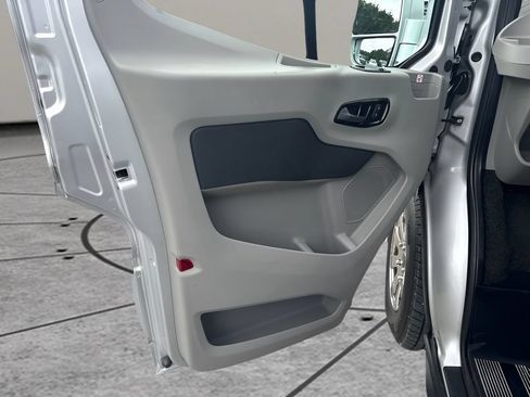 Used 2019 Ford Transit 150 130 Low Roof w/ Exterior Upgrade Package RWD image 14