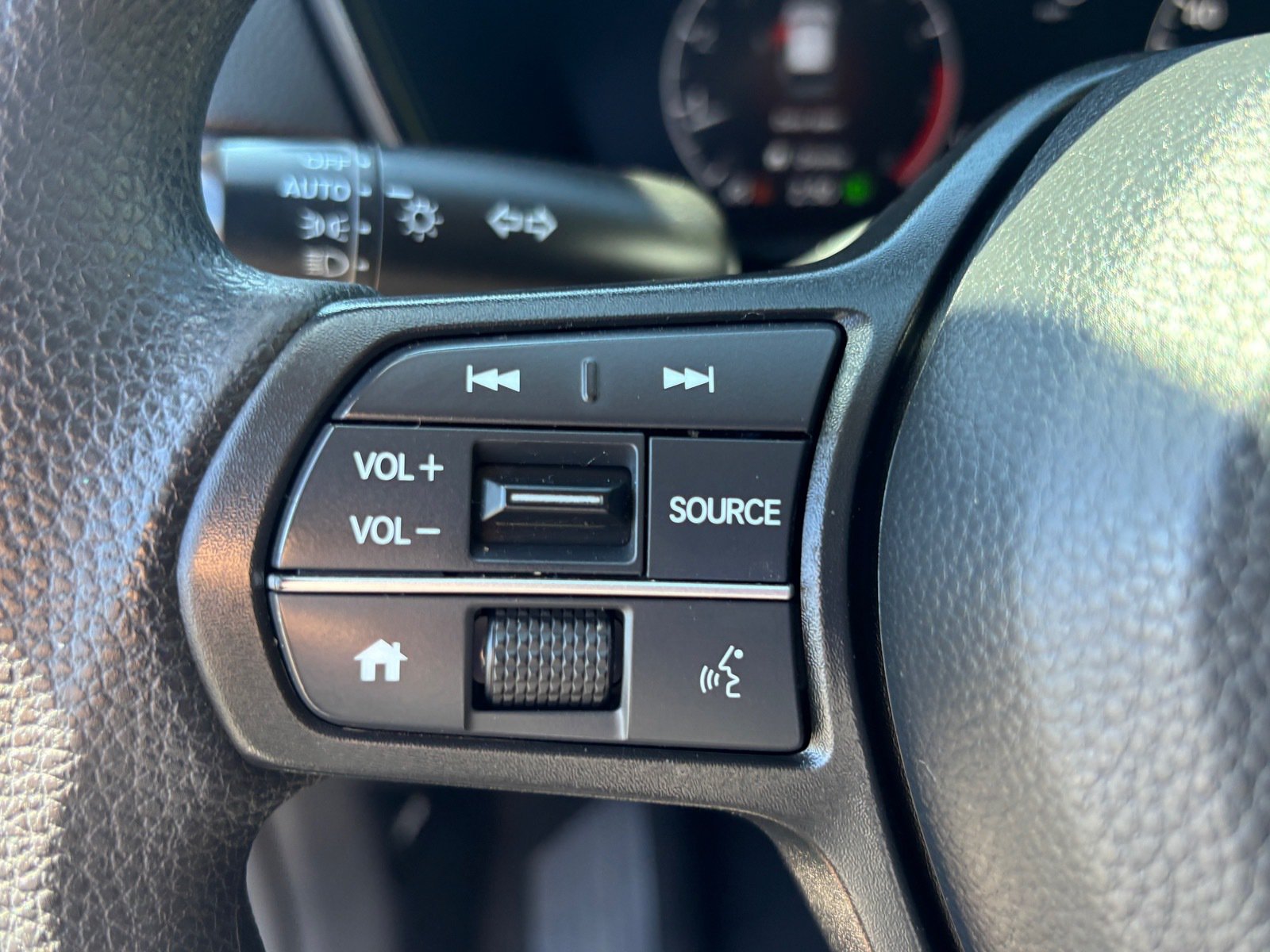 Used 2025 Honda CR-V EX image 22