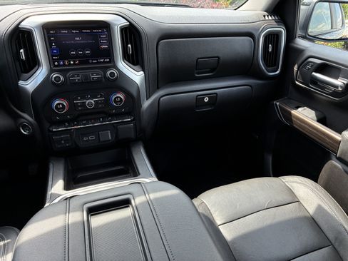 Used 2020 Chevrolet Silverado 1500 RST AWD/4WD image 20