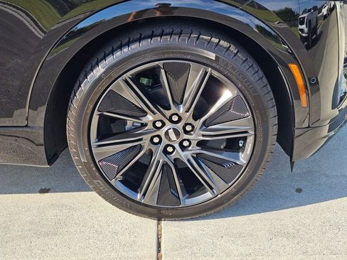 New 2027 Cadillac Lyriq Signature Sport w/ Nappa Leather Package AWD/4WD image 9