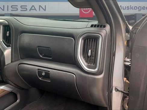 Used 2020 Chevrolet Silverado 1500 RST AWD/4WD image 26