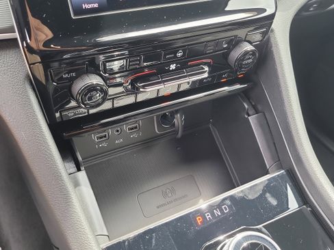 New 2025 Jeep Grand Cherokee L Altitude image 20