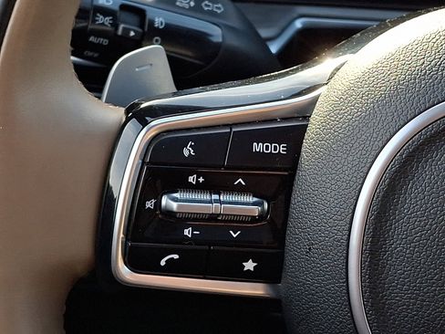 Used 2024 Kia Sorento SX Prestige w/ Olive Brown Leather Package image 22