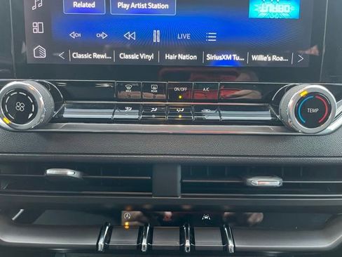 Used 2024 Chevrolet Colorado Trail Boss w/ Advanced Trailering Package image 20