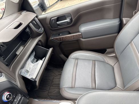 Used 2023 GMC Sierra 2500 Denali AWD/4WD image 25