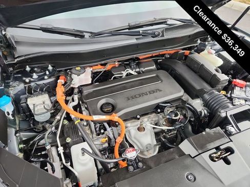 Used 2025 Honda CR-V Sport-L image 11