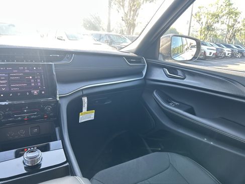 New 2026 Jeep Grand Cherokee Laredo X RWD image 56