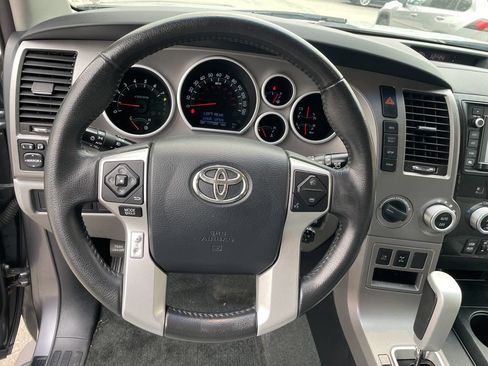 Used 2014 Toyota Sequoia Limited AWD/4WD image 16