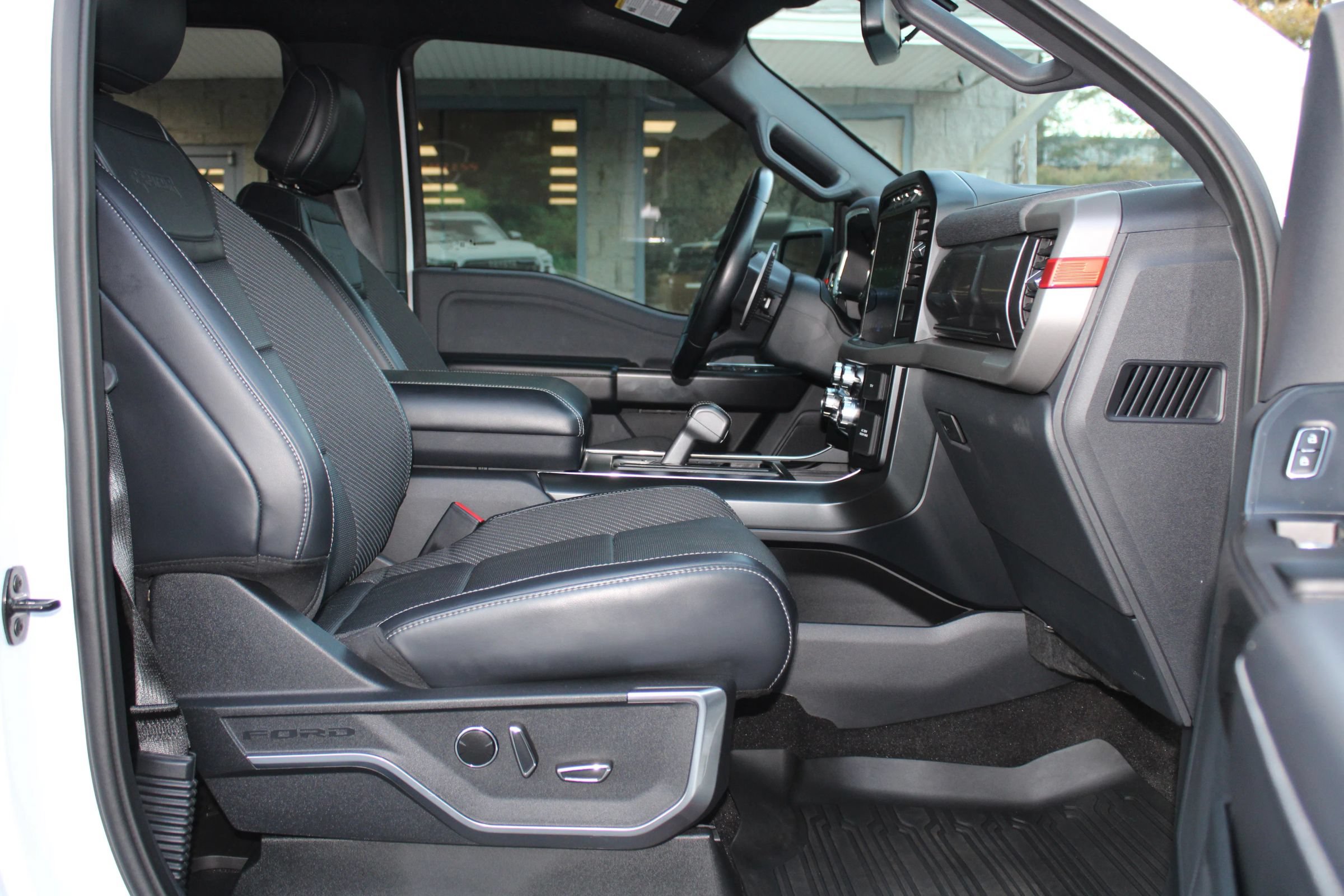 Used 2021 Ford F150 Raptor AWD/4WD image 18