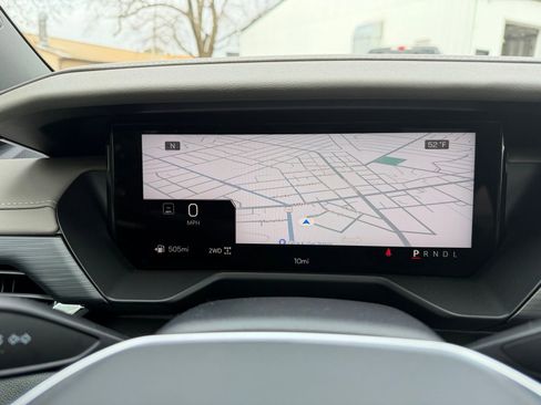 New 2026 GMC Acadia Elevation w/ Elevation Premium Package AWD/4WD image 22