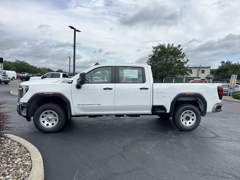 New 2025 GMC Sierra 2500 Pro w/ Snow Plow Prep/Camper Package image 9